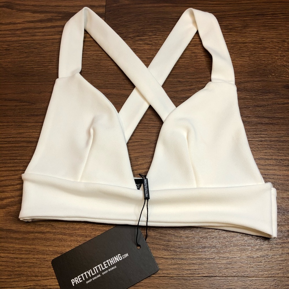 PRETTY LITTLE THING bralette top